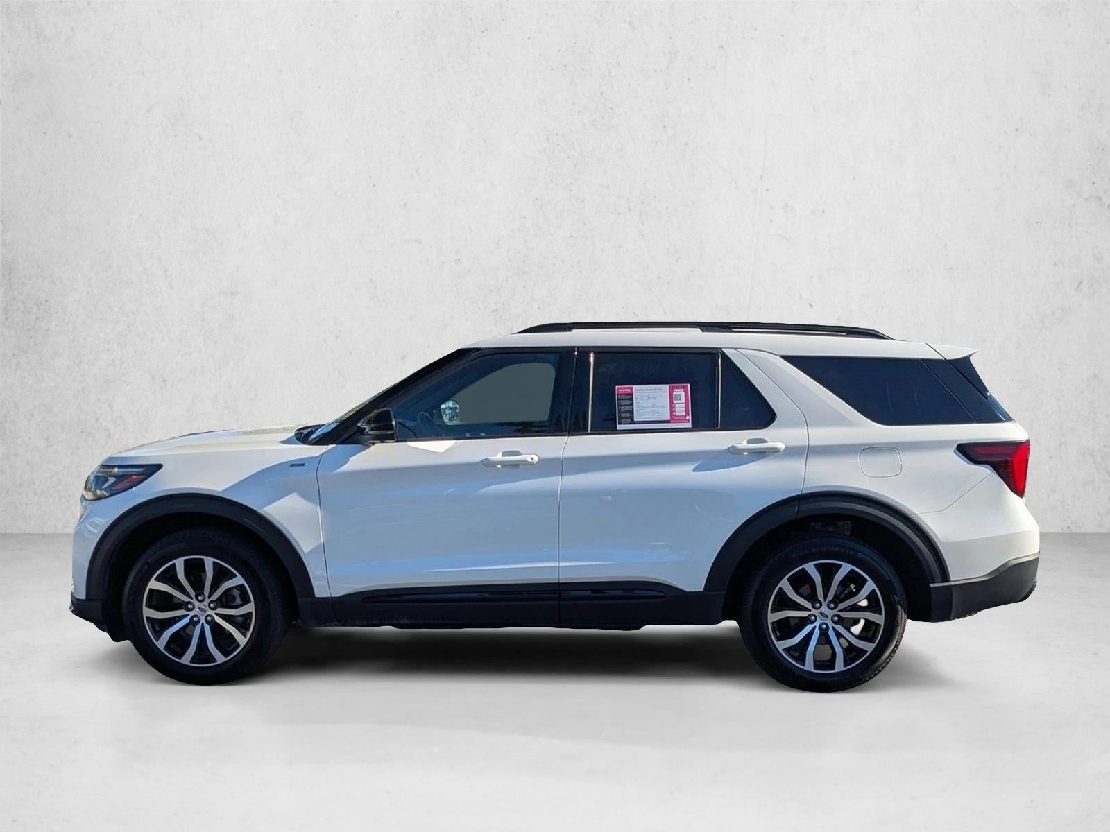 2025 Ford Explorer ST-Line 4WD