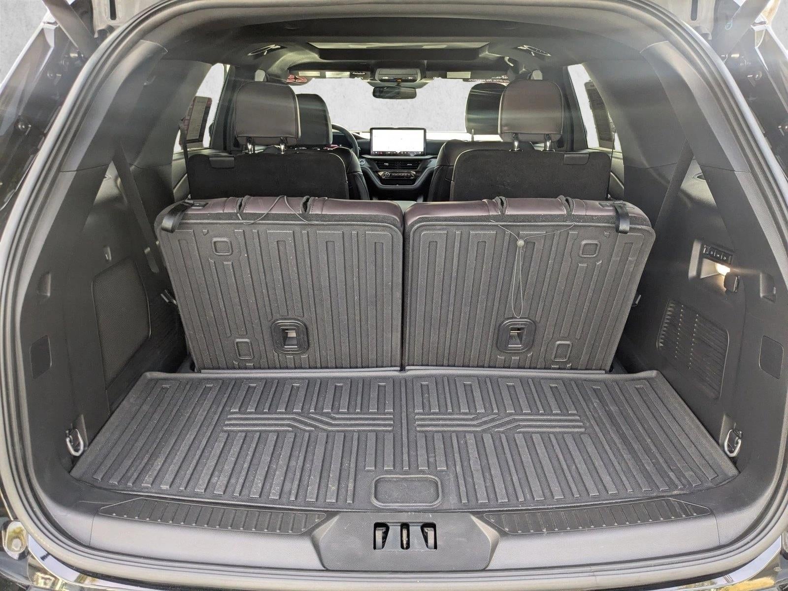 2025 Ford Explorer Platinum RWD