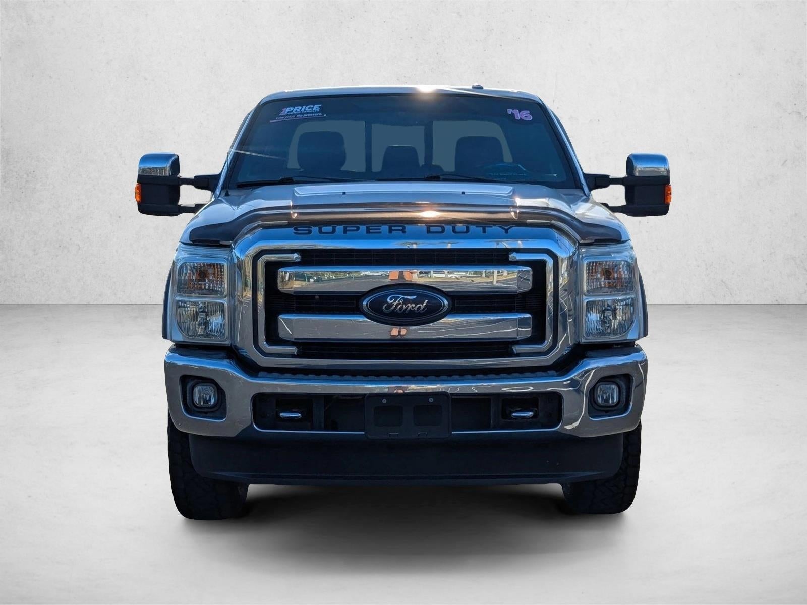 2016 Ford Super Duty F-250 SRW 4WD Crew Cab 6-3/4 Ft Box Lariat