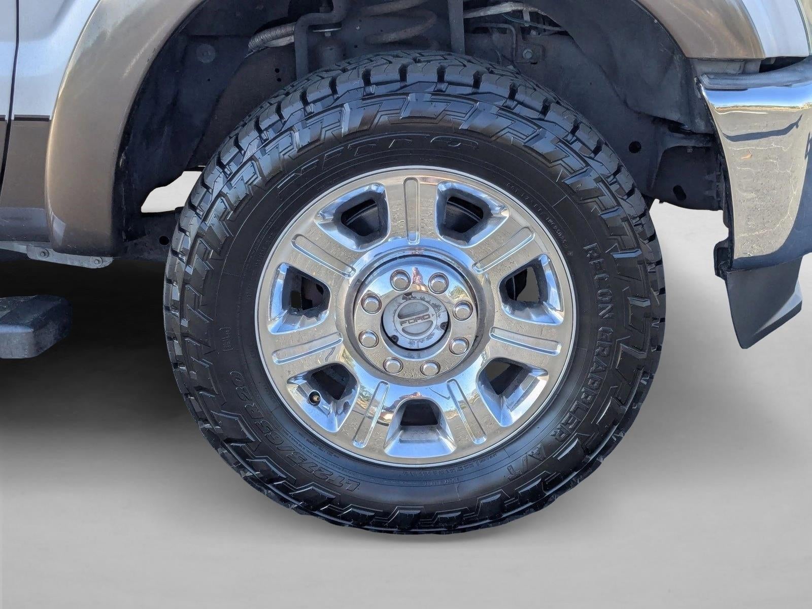 2016 Ford Super Duty F-250 SRW 4WD Crew Cab 6-3/4 Ft Box Lariat