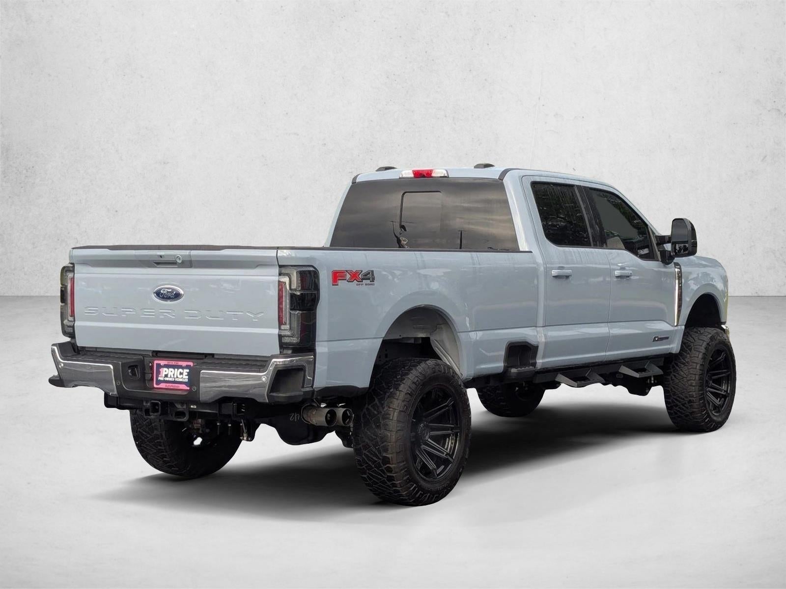 2024 Ford Super Duty F-250 SRW LARIAT 4WD Crew Cab 6.75' Box