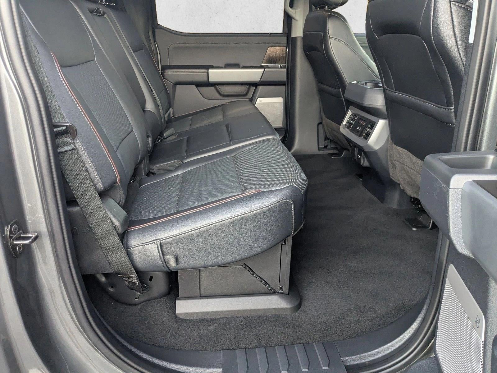 2023 Ford Super Duty F-250 SRW LARIAT 4WD Crew Cab 6.75' Box