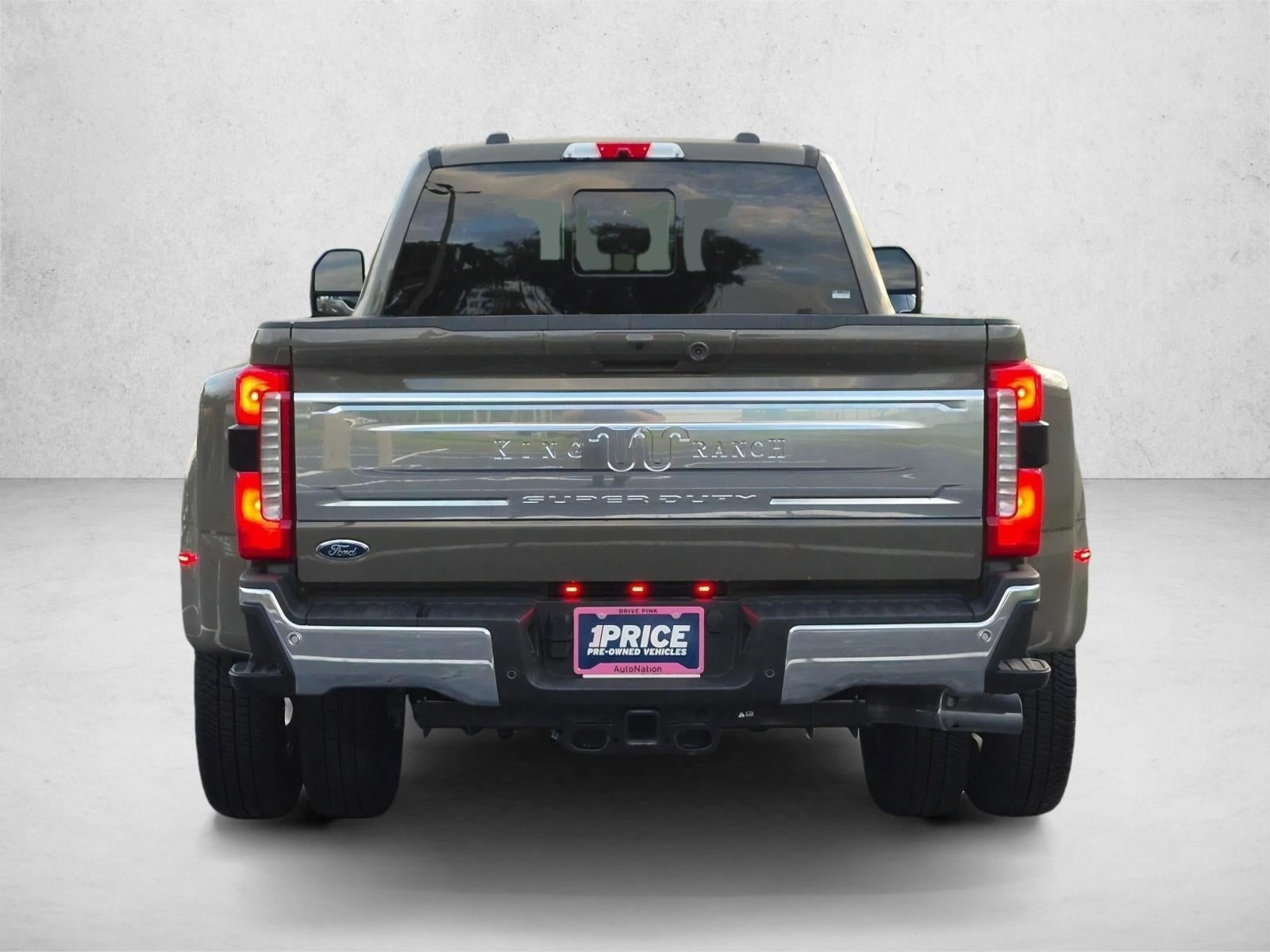 2026 Ford Super Duty F-350 DRW King Ranch 4WD Crew Cab 8' Box