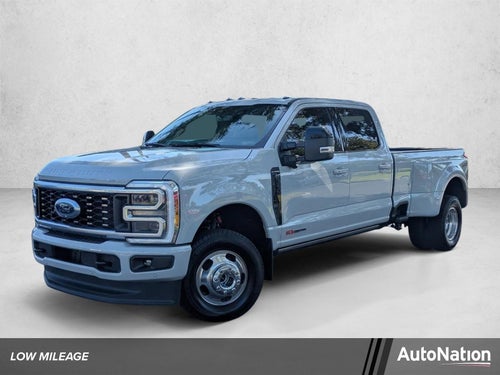 2026 Ford Super Duty F-350 DRW Platinum 4WD Crew Cab 8' Box