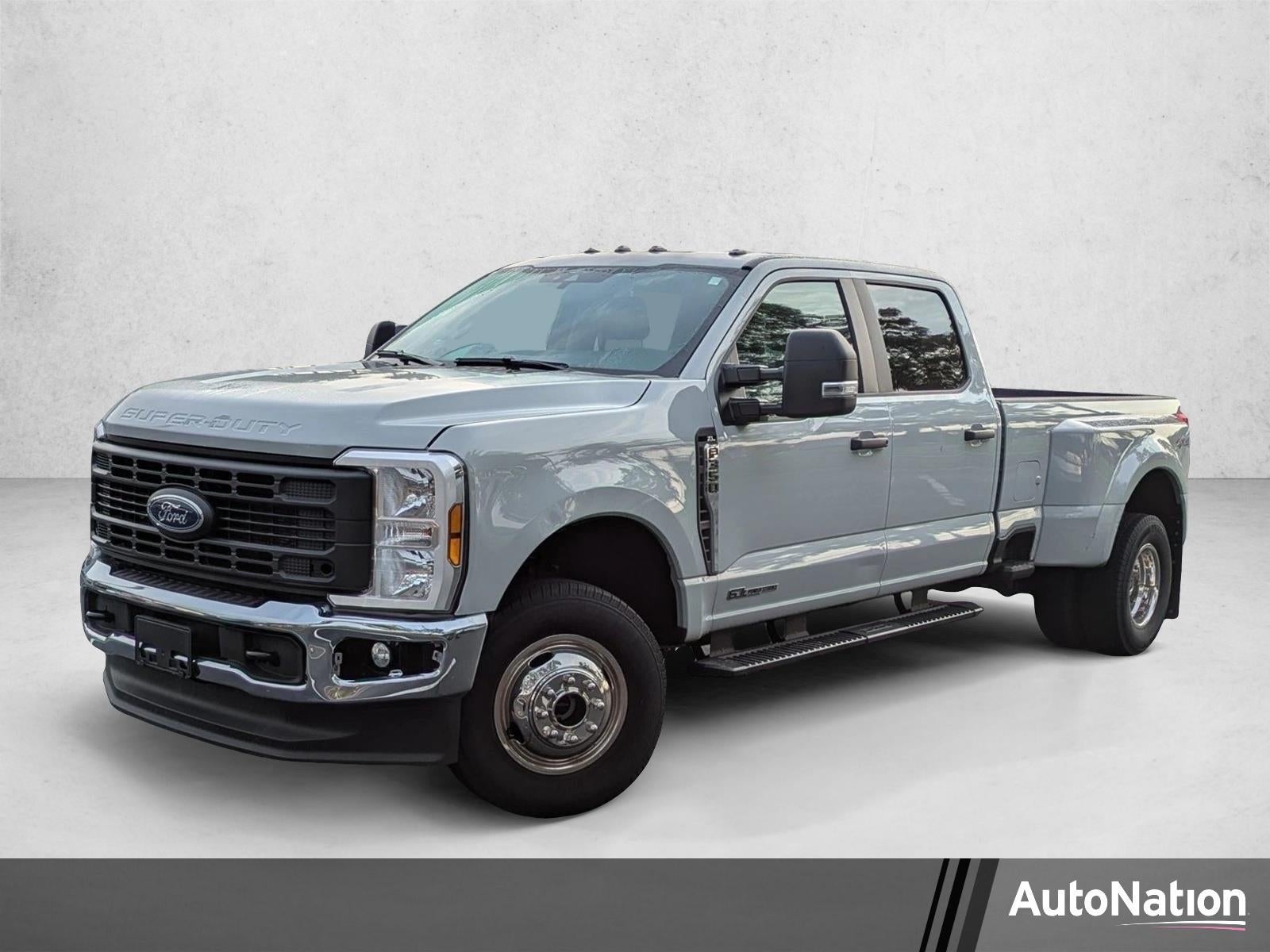 2025 Ford Super Duty F-350 DRW XL 4WD Crew Cab 8' Box