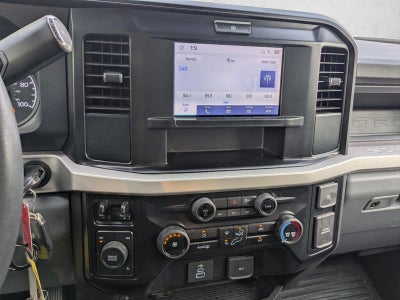 2025 Ford Super Duty F-350 DRW XL 4WD Crew Cab 8' Box