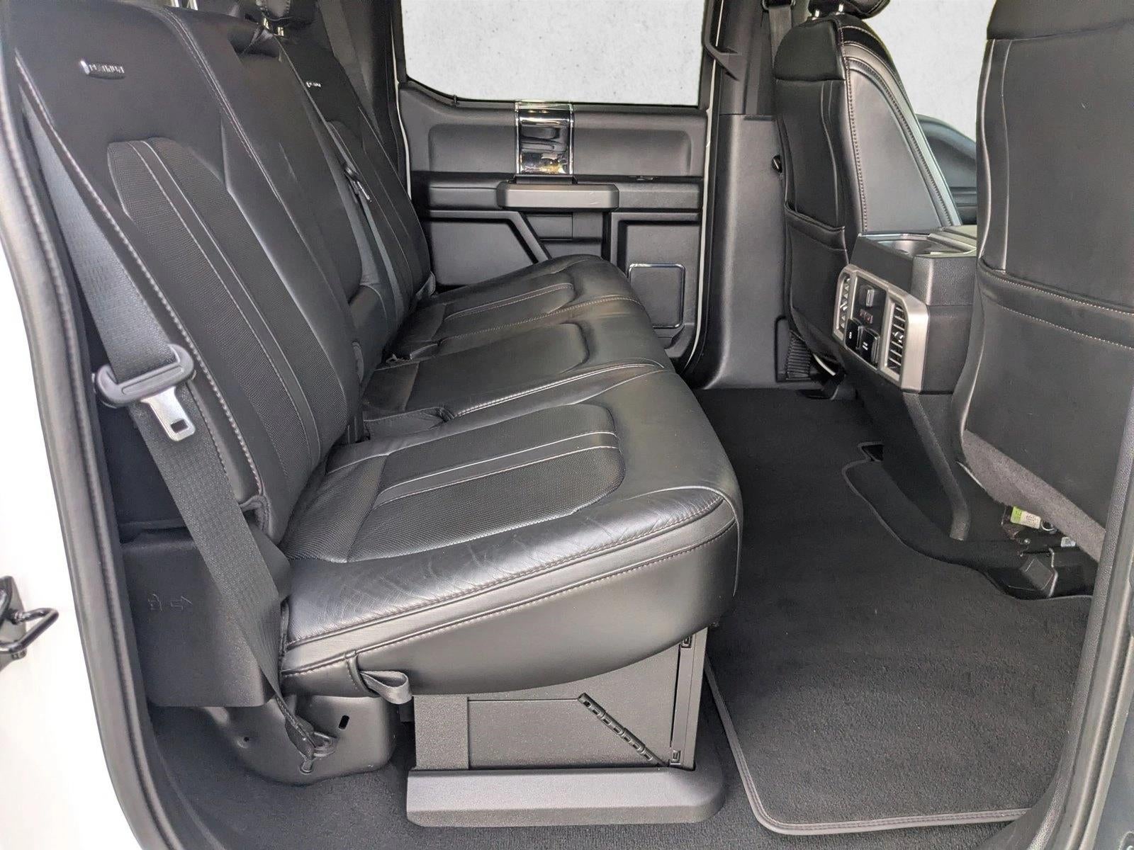 2020 Ford Super Duty F-450 DRW Platinum 4WD Crew Cab 8' Box