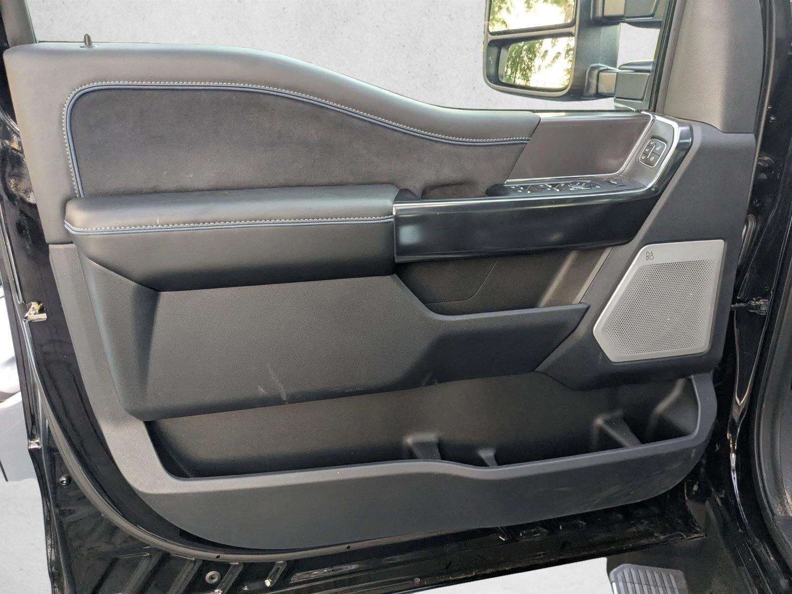 2026 Ford Super Duty F-450 DRW Platinum 4WD Crew Cab 8' Box