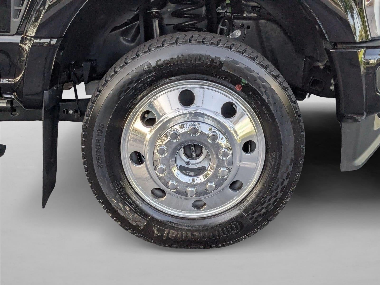 2026 Ford Super Duty F-450 DRW Platinum 4WD Crew Cab 8' Box