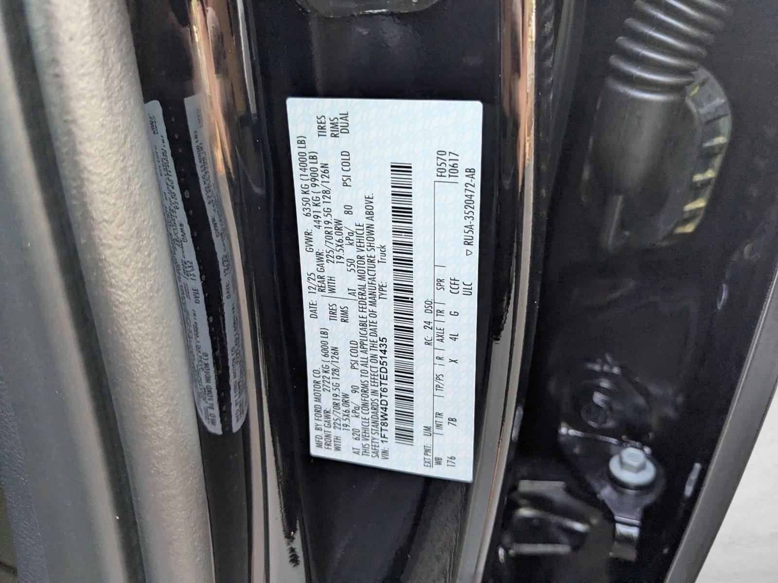 2026 Ford Super Duty F-450 DRW Platinum 4WD Crew Cab 8' Box