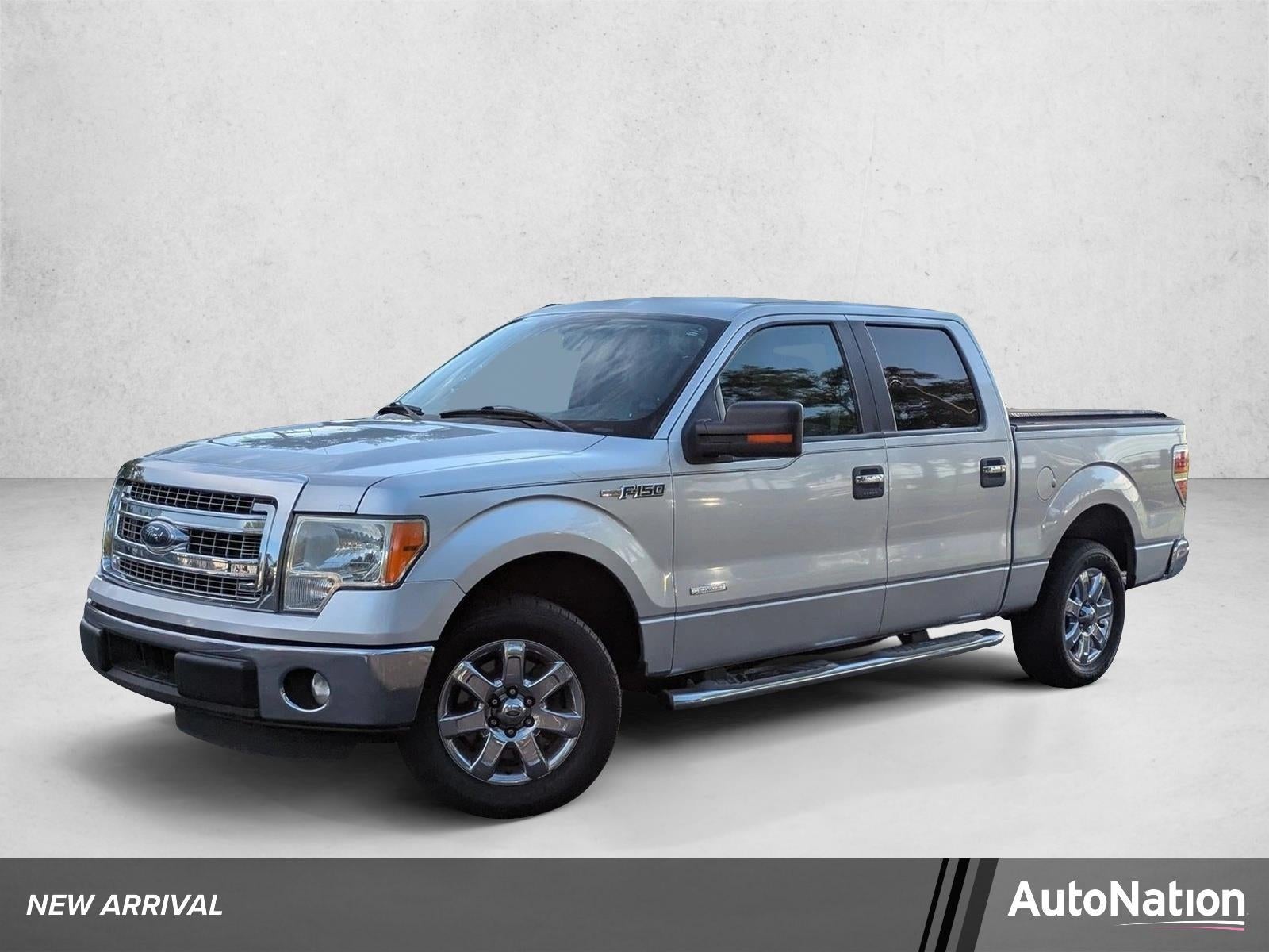 2014 Ford F-150 2WD SuperCrew 5-1/2 Ft Box XLT