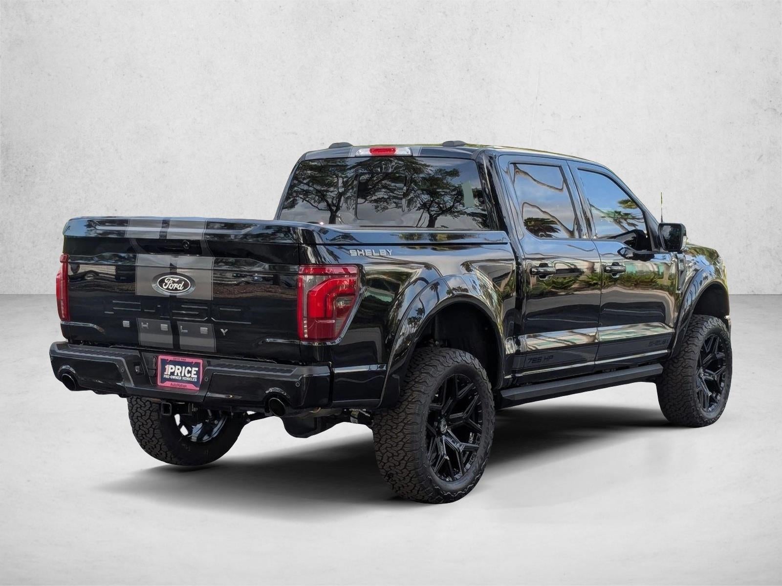 2025 Ford F-150 LARIAT 4WD SuperCrew 5.5' Box