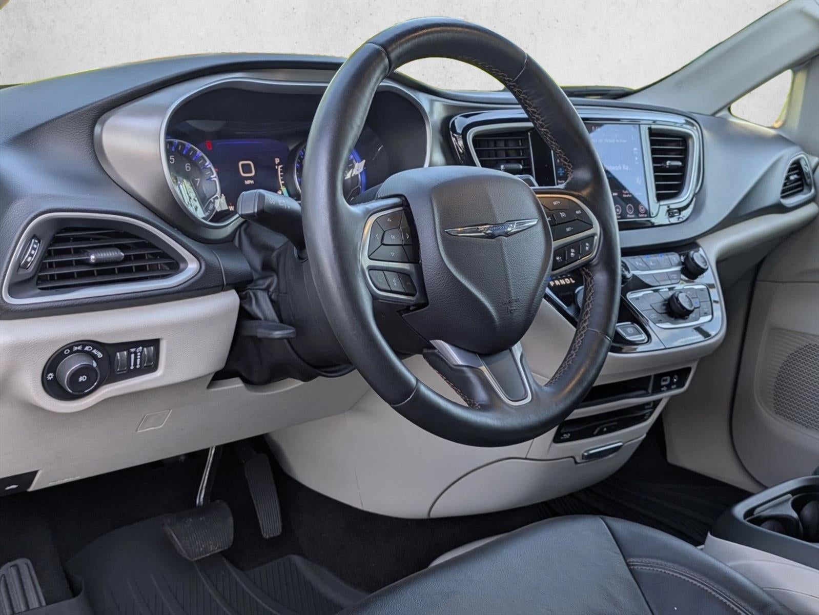 2020 Chrysler Pacifica Touring L Plus FWD