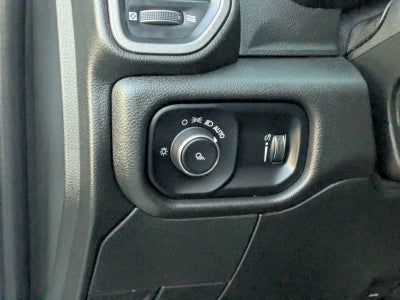 2022 RAM 3500 Tradesman 4x4 Crew Cab 8' Box