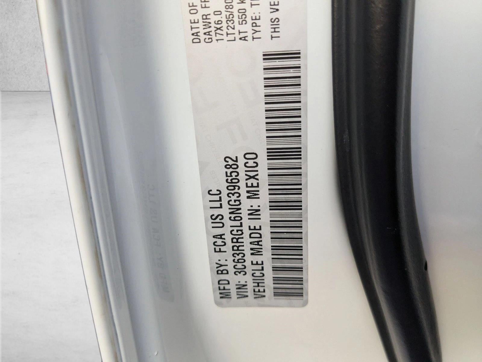 2022 RAM 3500 Tradesman 4x4 Crew Cab 8' Box