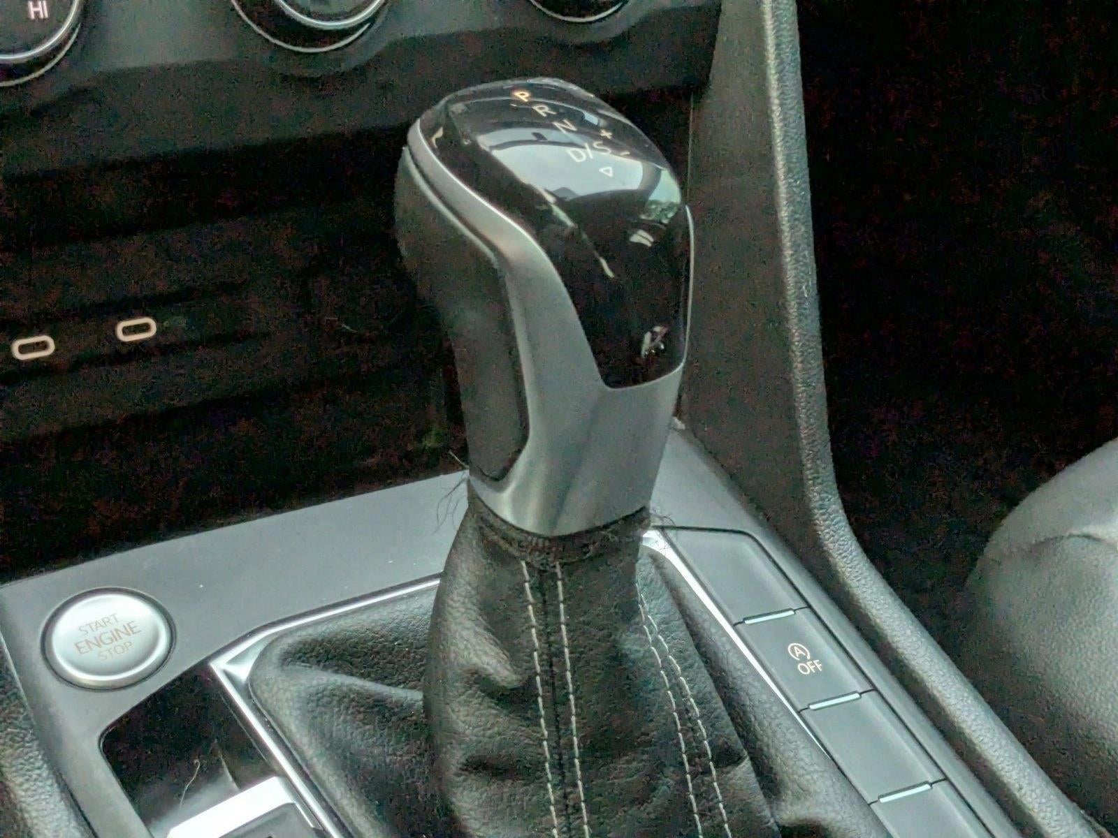 2022 Volkswagen Taos SE FWD