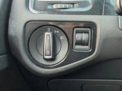 2017 Volkswagen Golf GTI 2.0T 4-Door Sport DSG