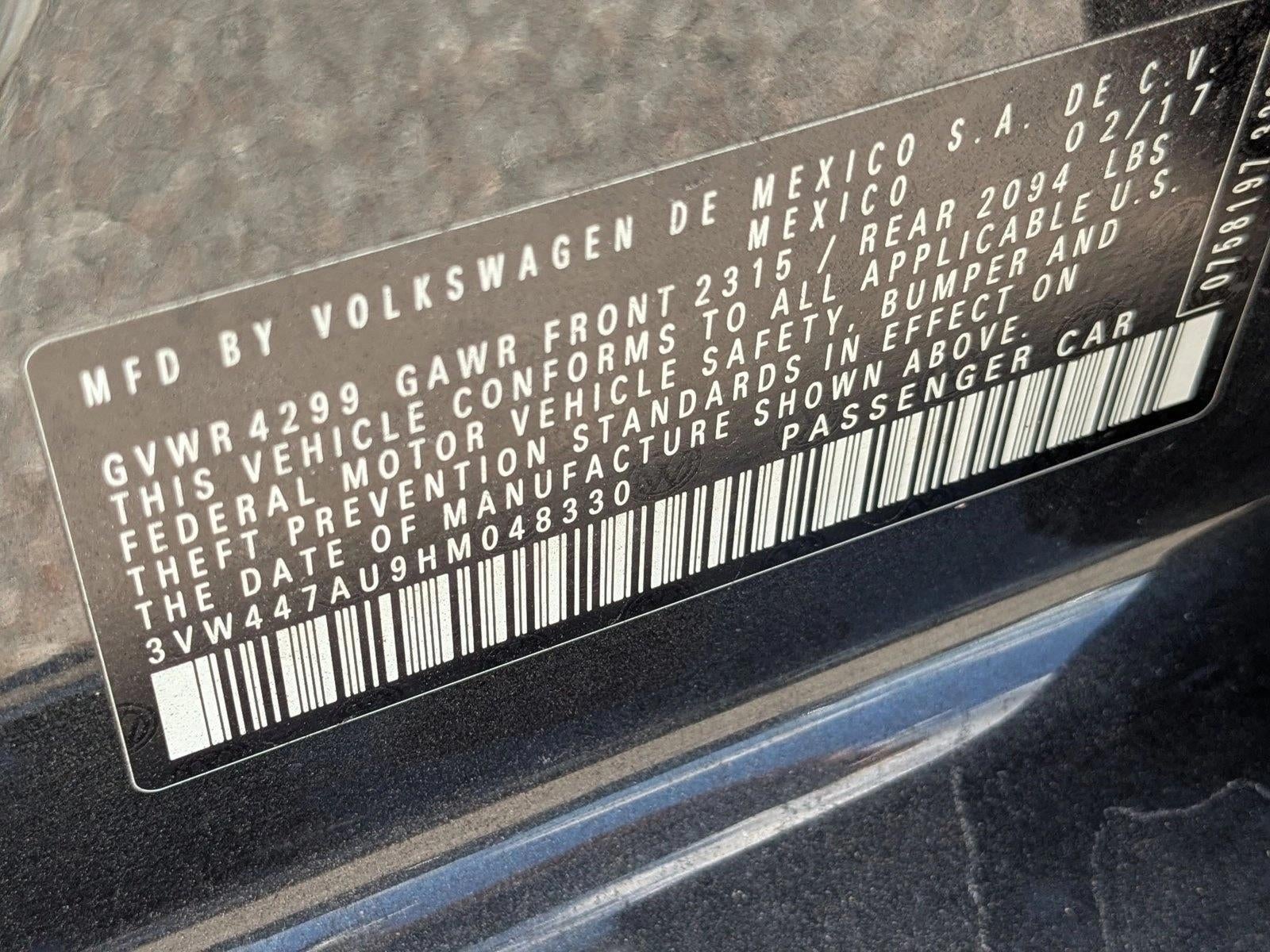 2017 Volkswagen Golf GTI 2.0T 4-Door Sport DSG