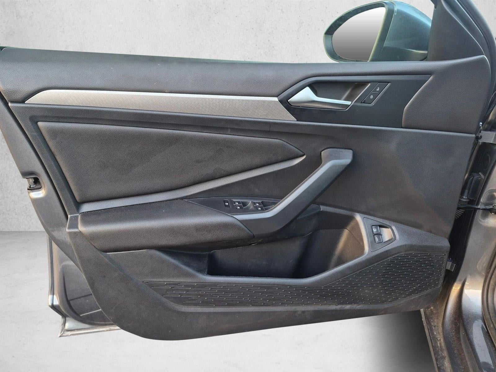 2021 Volkswagen Jetta SE Auto