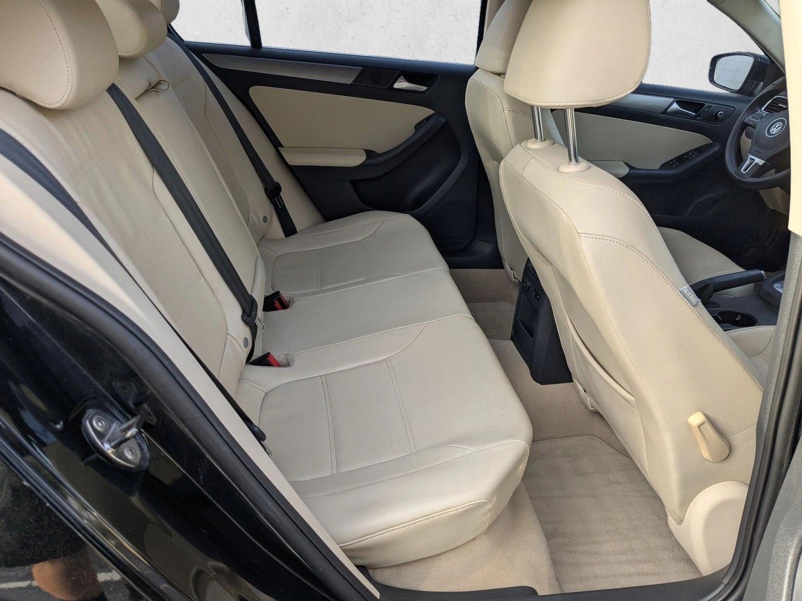 2013 Volkswagen Jetta 4dr DSG TDI Sedan