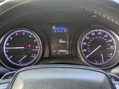 2022 Toyota Camry SE Auto (SE)