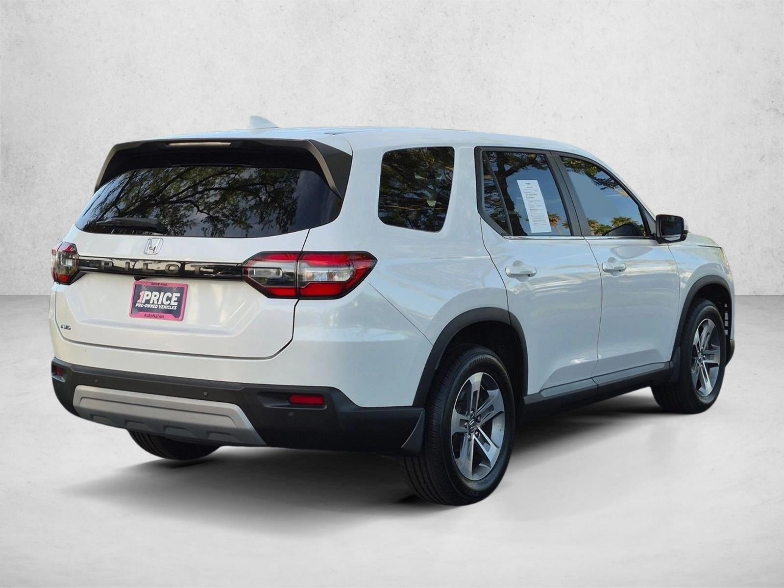 2023 Honda Pilot EX-L 8 Passenger AWD