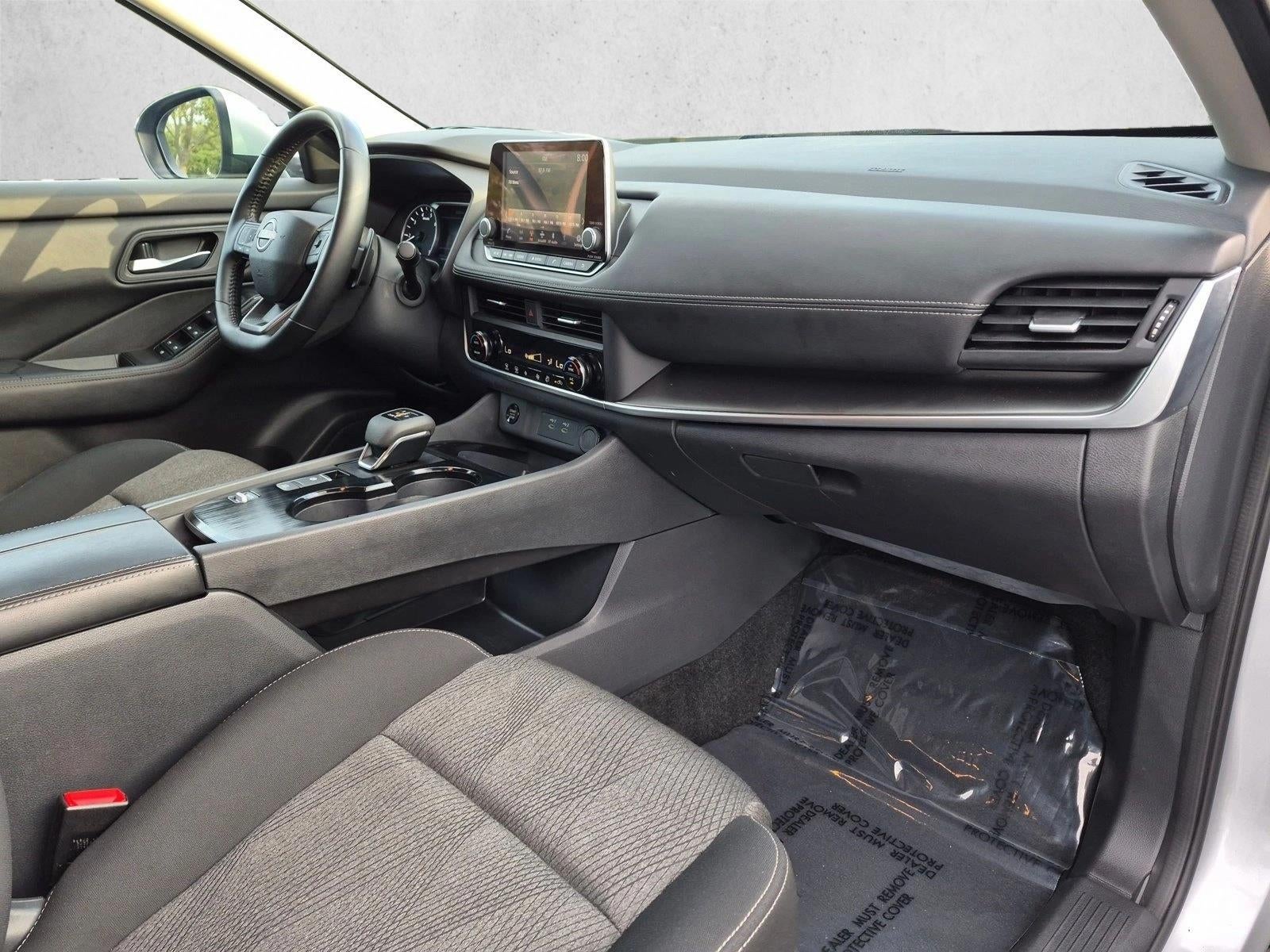 2025 Nissan Rogue FWD SV
