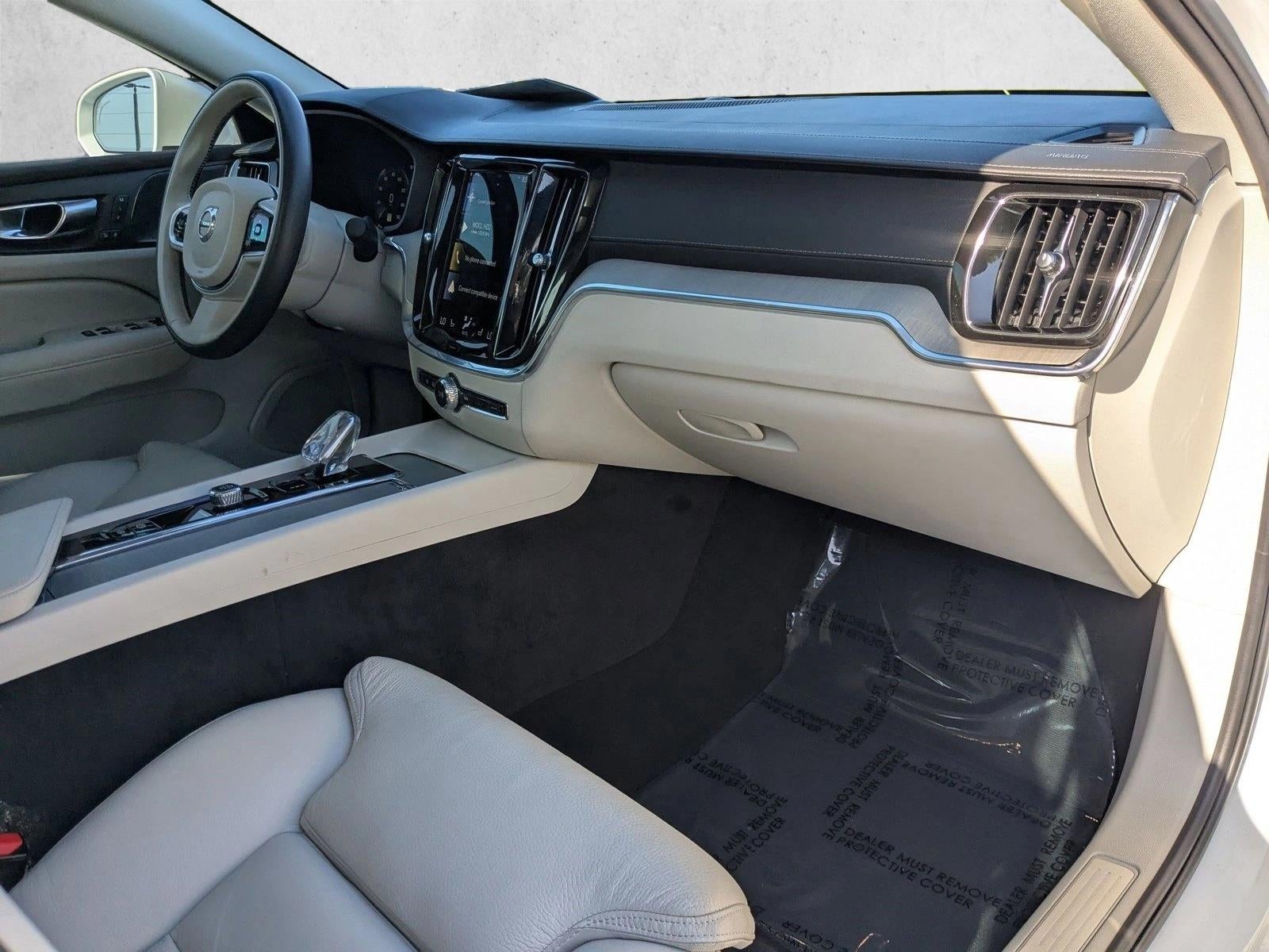 2022 Volvo S60 B5 AWD Inscription
