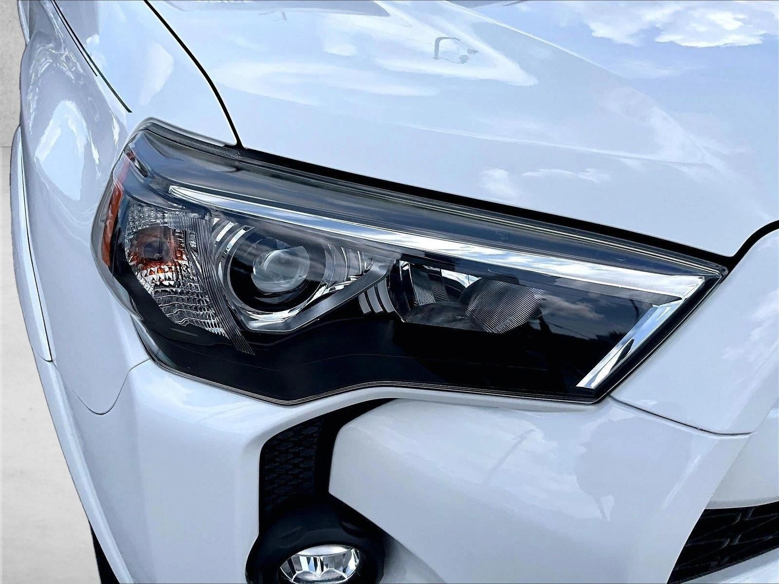 2021 Toyota 4Runner SR5 2WD (Natl)