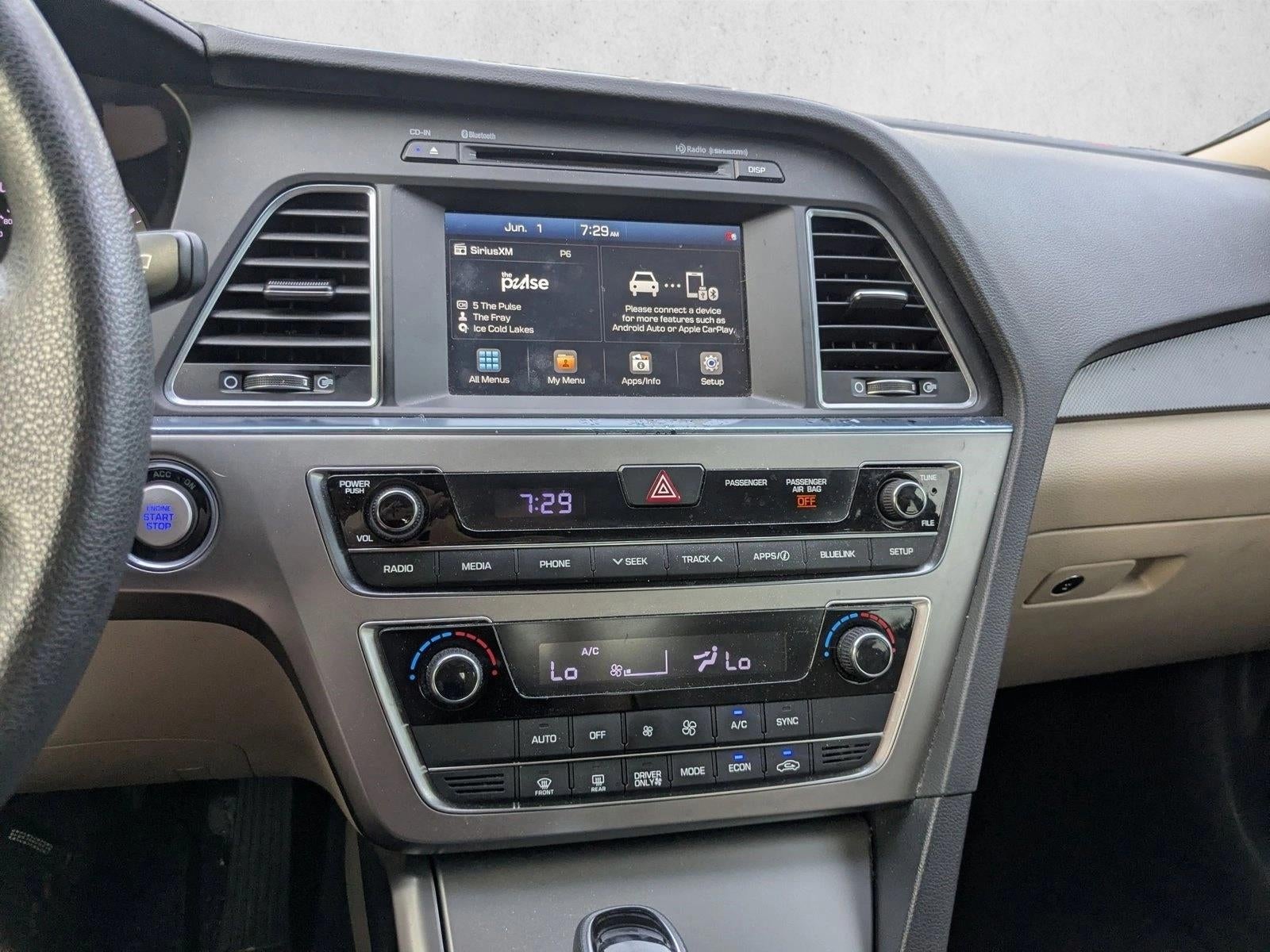 2017 Hyundai SONATA Hybrid SE 2.0L