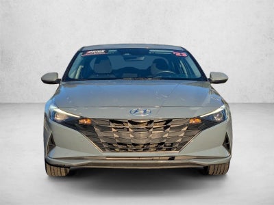 2023 Hyundai ELANTRA SEL IVT