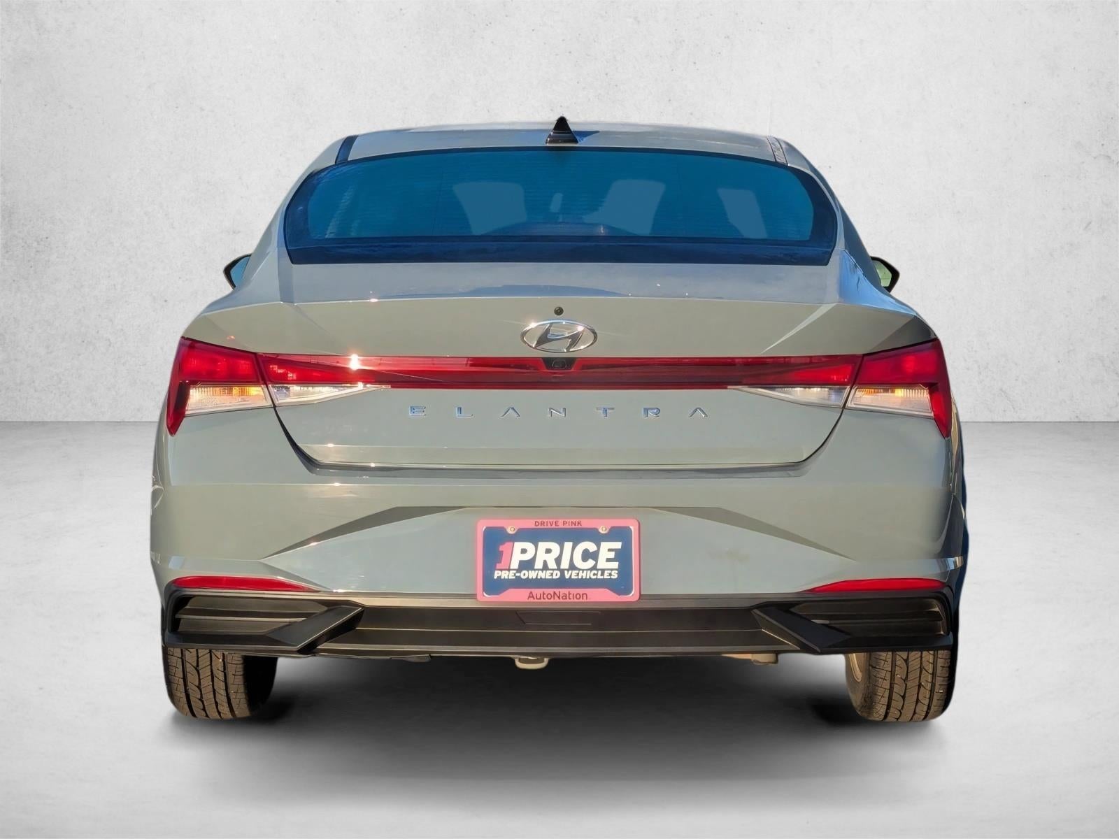 2023 Hyundai ELANTRA SEL IVT