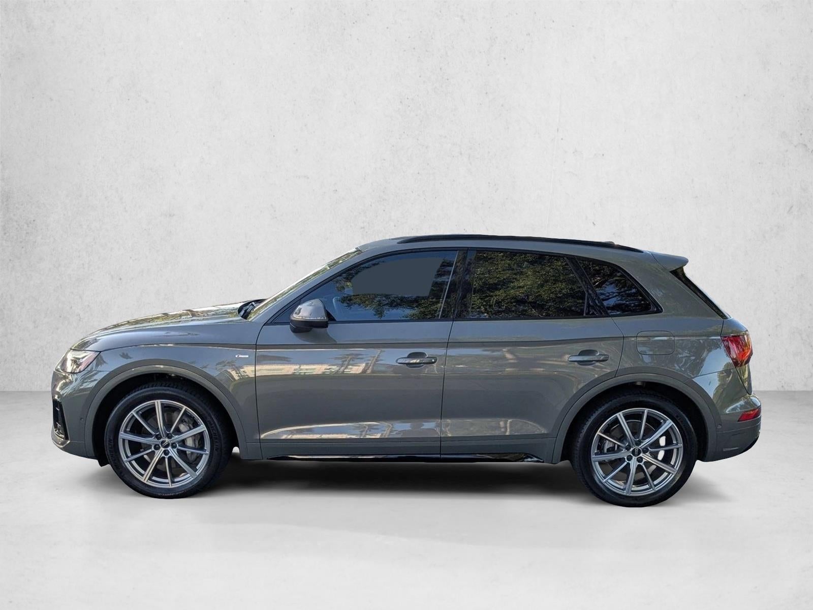 2023 Audi Q5 S line Prestige 55 TFSI e quattro