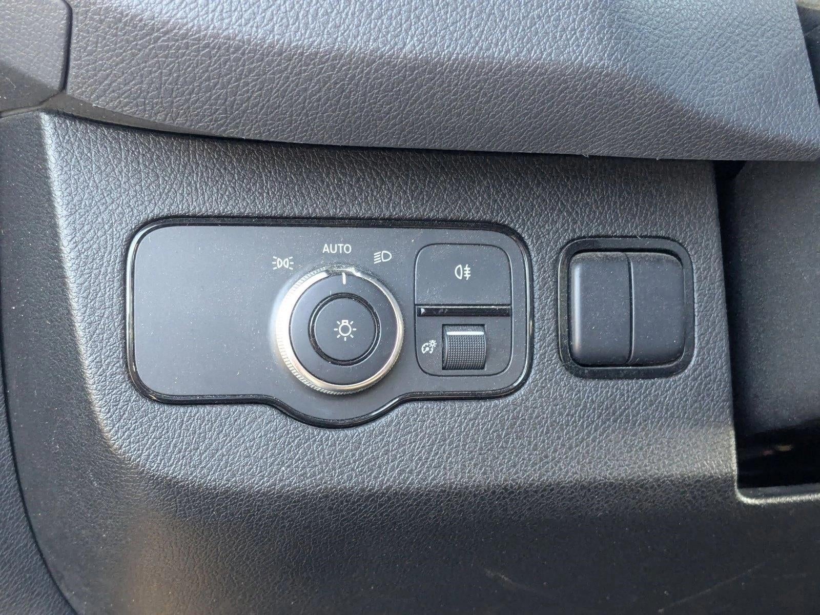 2019 Mercedes-Benz Sprinter Cargo Van 2500 Standard Roof V6 144" RWD