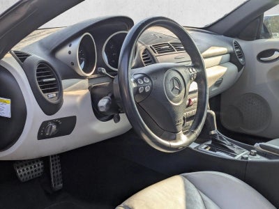 2005 Mercedes-Benz SLK Base