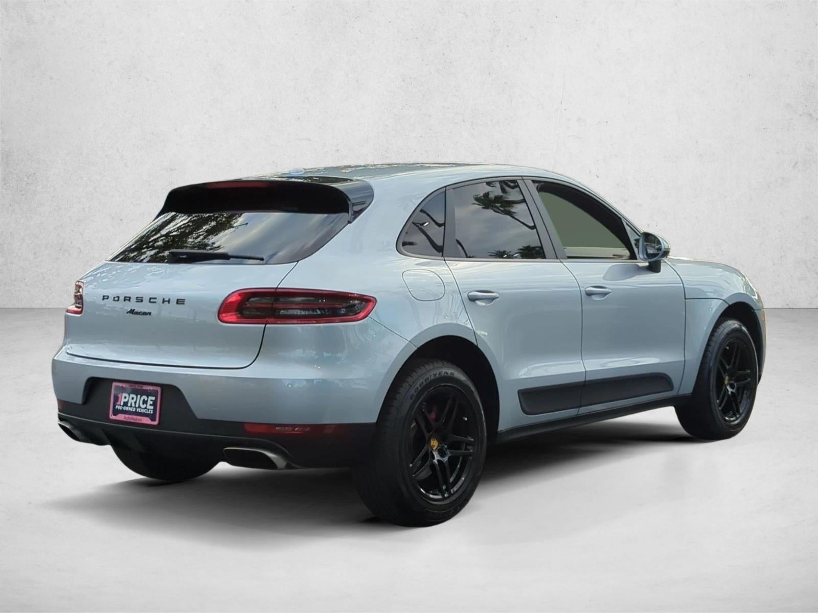 2018 Porsche Macan AWD