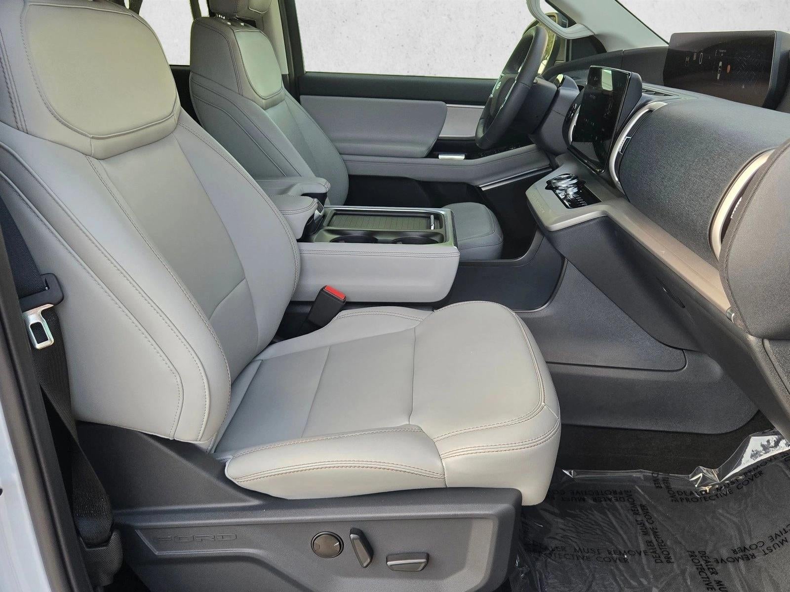 2025 Ford Expedition Active 4x2