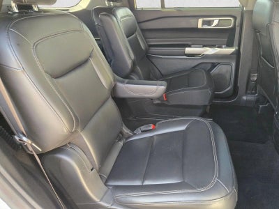 2023 Ford Explorer XLT RWD