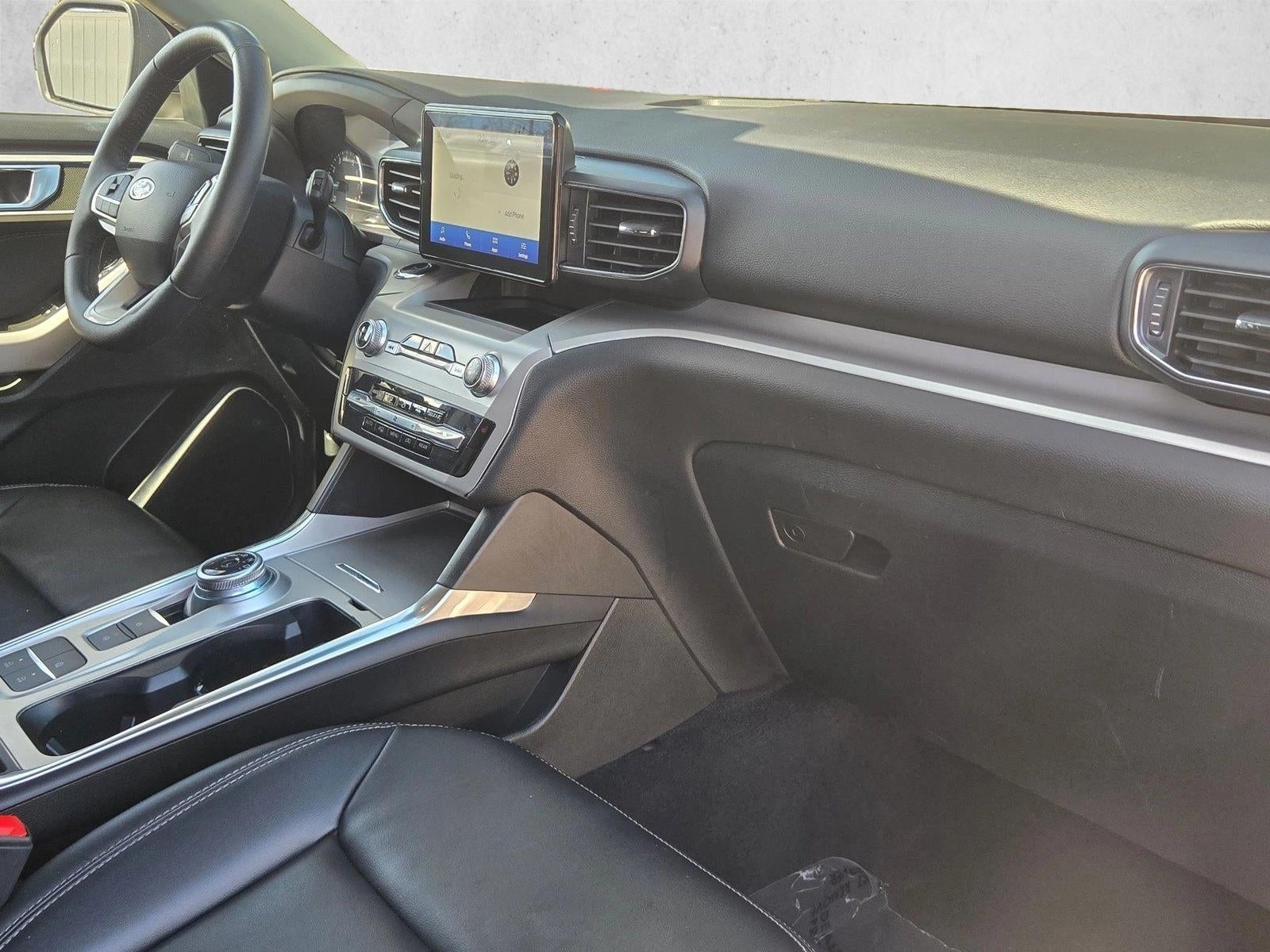 2023 Ford Explorer XLT RWD