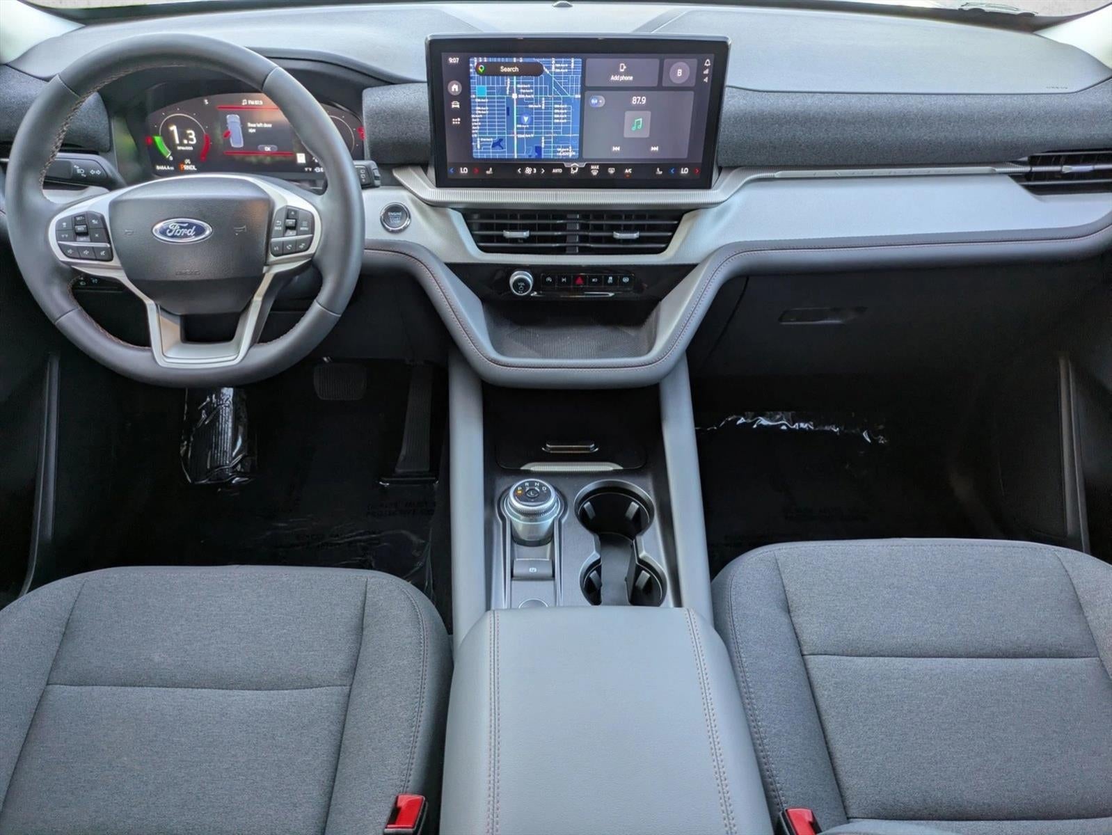 2025 Ford Explorer Active RWD