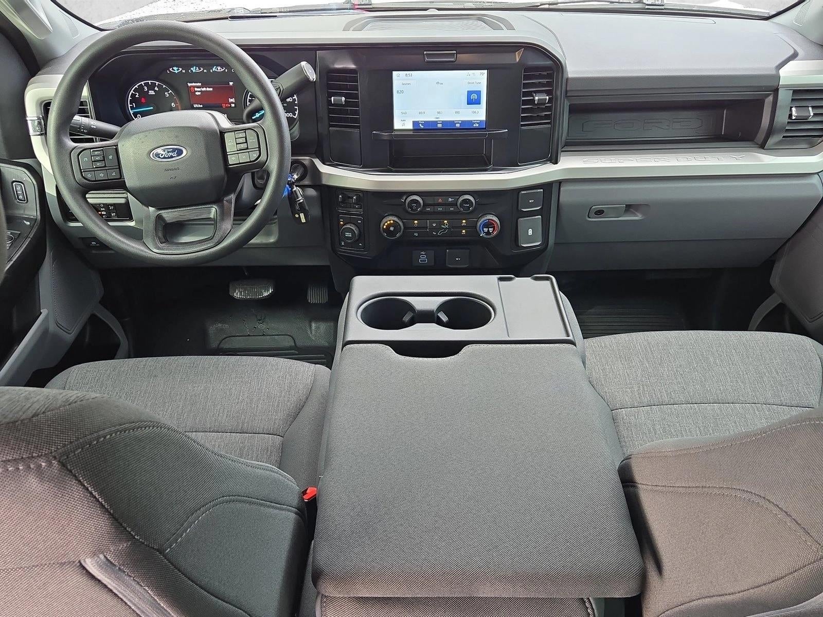 2025 Ford Super Duty F-250 SRW XL 4WD Crew Cab 6.75' Box