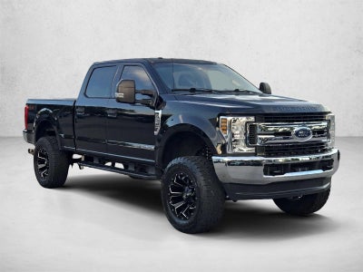 2019 Ford Super Duty F-250 SRW XLT 4WD Crew Cab 6.75' Box