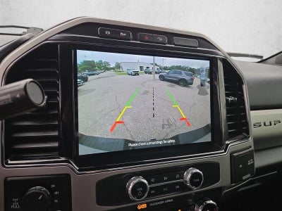 2022 Ford Super Duty F-250 SRW LARIAT 4WD Crew Cab 6.75' Box