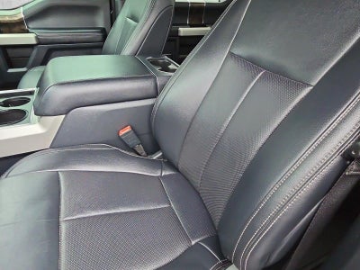 2022 Ford Super Duty F-250 SRW LARIAT 4WD Crew Cab 6.75' Box