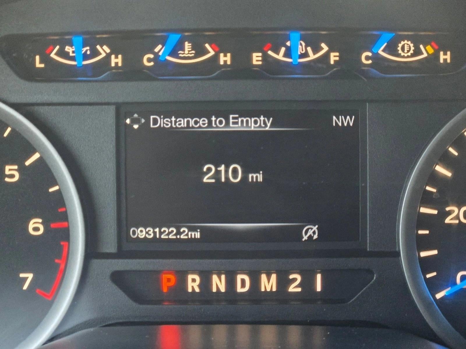 2016 Ford F-150 2WD SuperCrew 5-1/2 Ft Box XLT