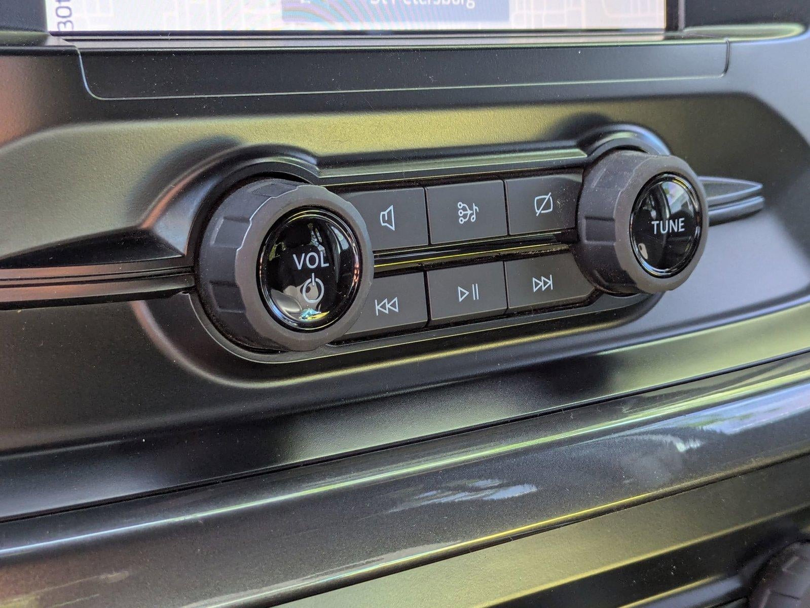 2023 Ford F-150 XL 4WD SuperCrew 5.5' Box