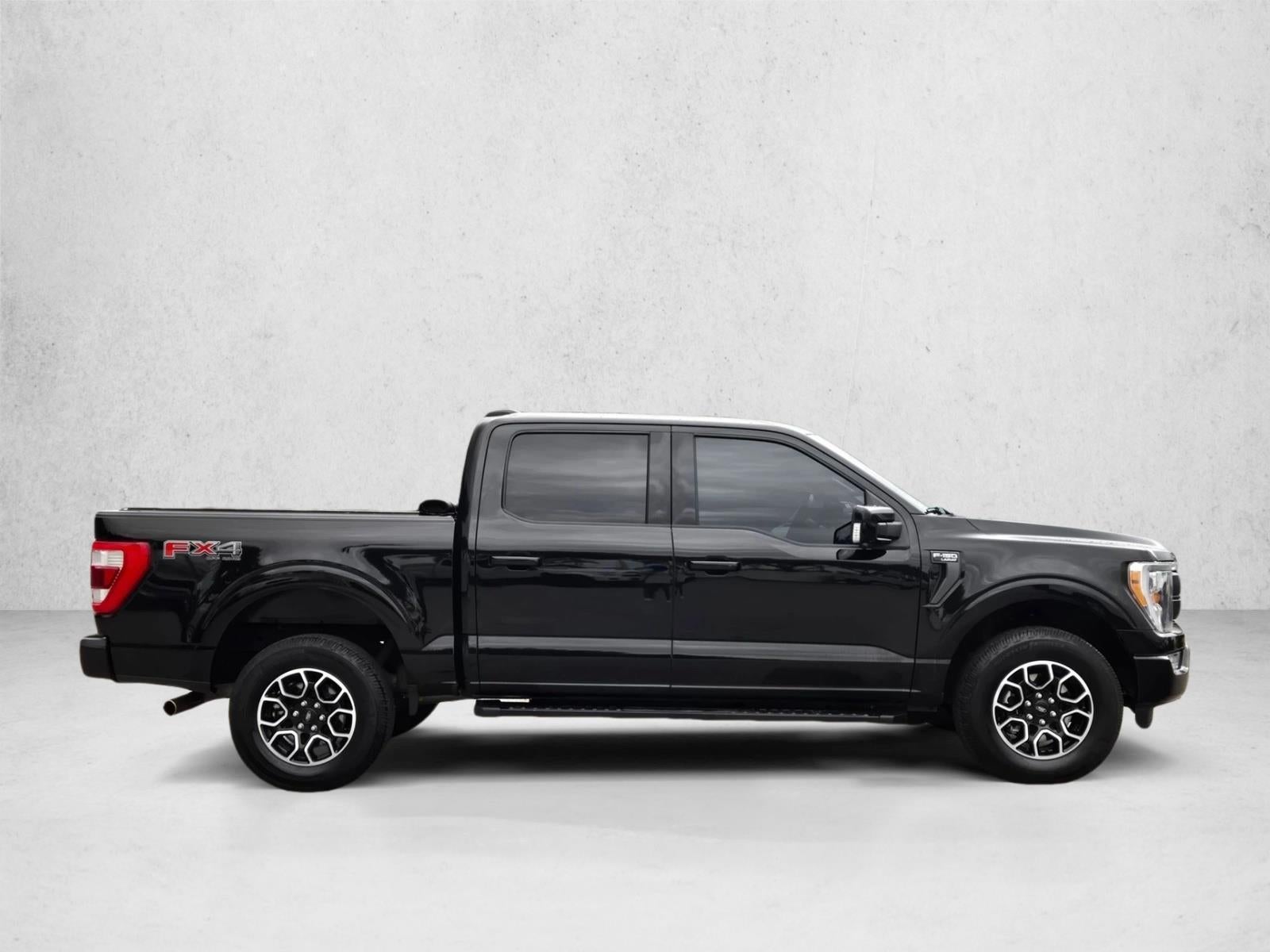 2022 Ford F-150 LARIAT 4WD SuperCrew 5.5' Box