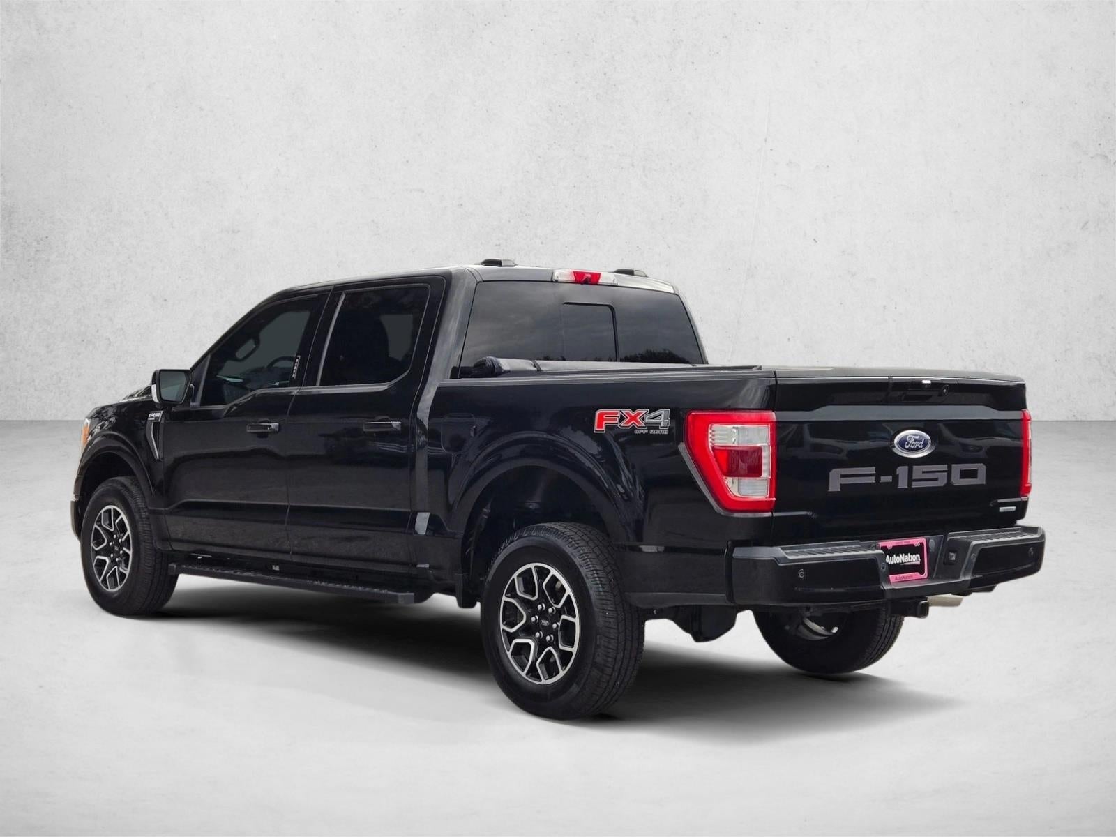 2022 Ford F-150 LARIAT 4WD SuperCrew 5.5' Box