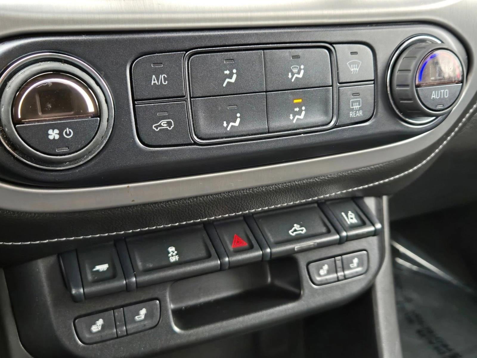 2016 GMC Canyon Crew Cab Short Box 2-Wheel Drive SLT