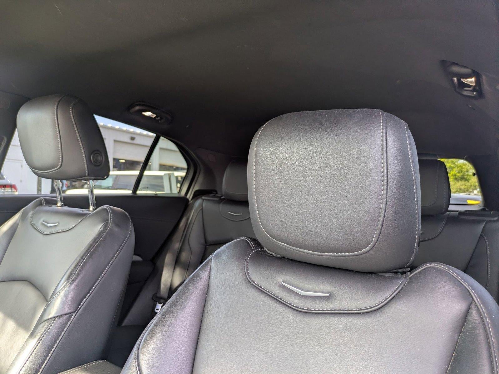 2023 Cadillac XT4 FWD 4dr Premium Luxury